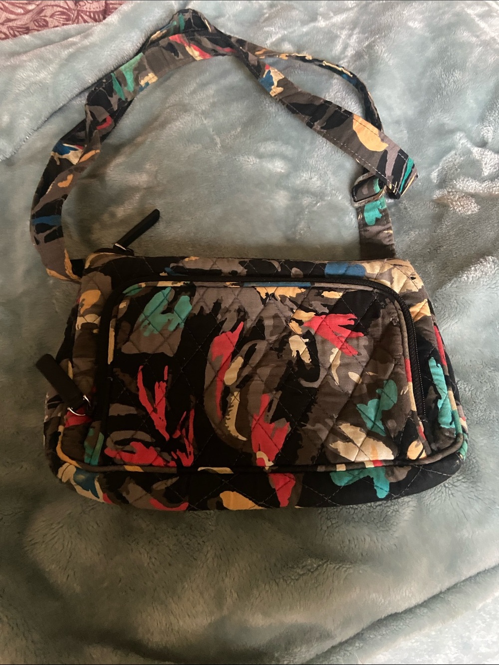 Vera Bradley Great size crossbody